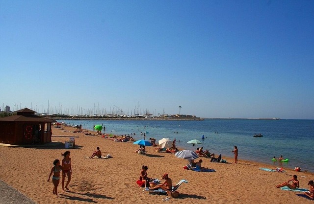 Stunning Accommodation With Heated Private Pool And Outdoor Jacuzzi Hot Tub