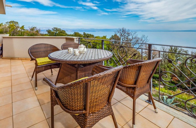 Stunning apartment in Moscenicka Draga