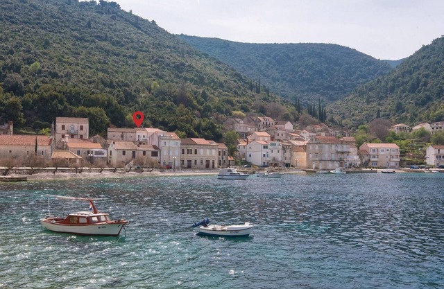 Stunning apartment in Racisce with WiFi