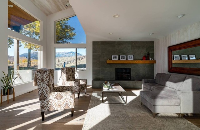 Stunning Elkhorn Retreat