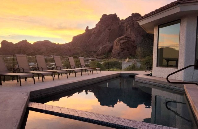 Stunning Hillside Villa Breathtaking views/w pool Paradise Valley & Scottsdale