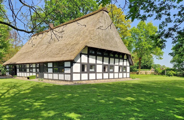 Stunning home in Hüde