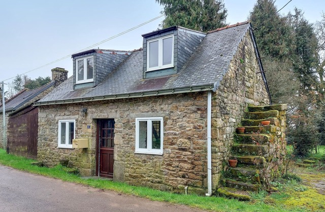 Stunning home in Lignol with kitchen