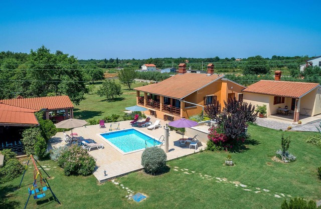 Stunning home in Muntic