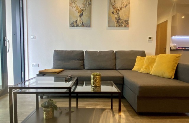 Stunning & Luxury Flat