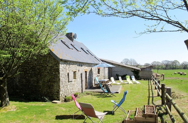 Stunning private villa for 4 guests with WIFI, TV, terrace and panoramic view