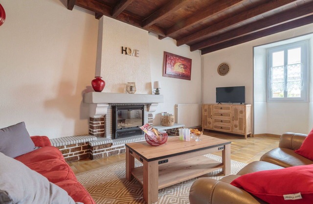 Stunning private villa for 4 people with WIFI, TV, terrace and pets allowed