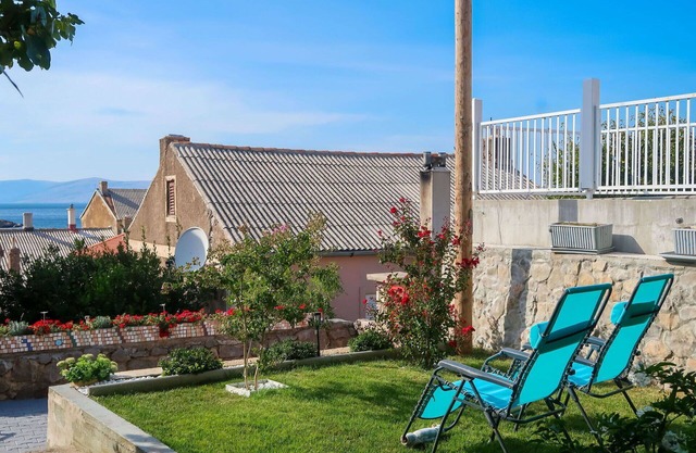 Stunning private villa for 13 guests with A/C, WIFI, TV, terrace and pets allowed