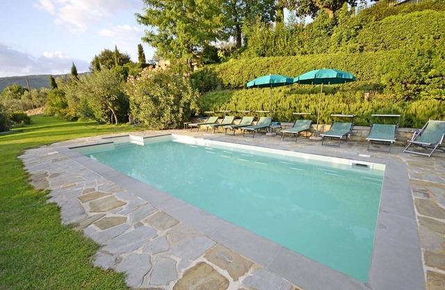 Stunning private villa for 12 guests with WIFI, private pool, TV, patio and panoramic view
