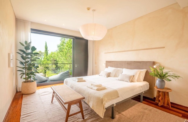 Stunning Tróia II by LovelyStay