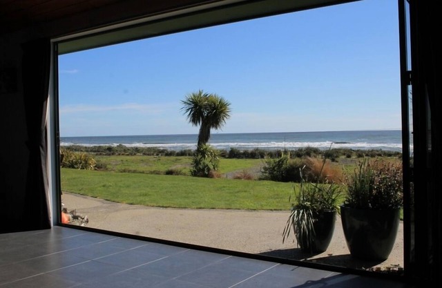 Stunning views of the Tasman Sea