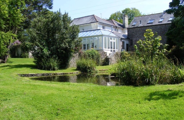 Stunning villa for 14 people with WIFI and pets allowed