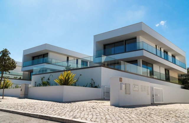 STUNNING VILLA WITH PRIVATE POOL - 07