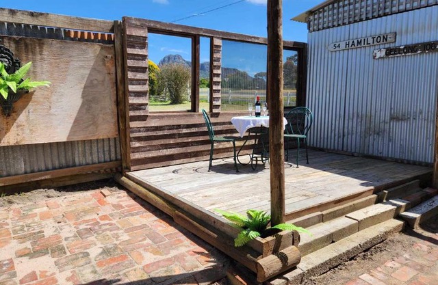 Sturgeon Getaway on Henty