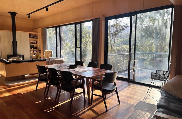 Stylish 2-bedroom house with AC, WiFi in Wye River