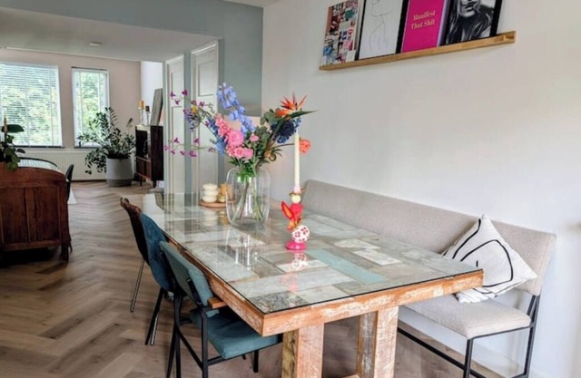 Stylish and cozy full house