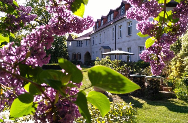 Stylish apartment in a manor house - rural hideaway in the countryside