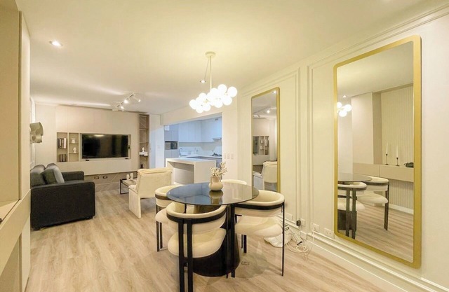 Stylish Apartment in Miraflores Center! - 2.5 blocks from Malecon Cisneros