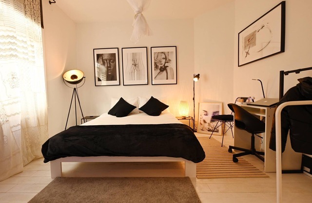 Stylish Central Duplex: Heart of Brussels