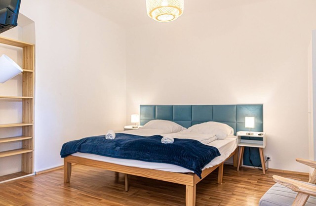 Stylish & Comfortable Studio Apt. Centrally Placed