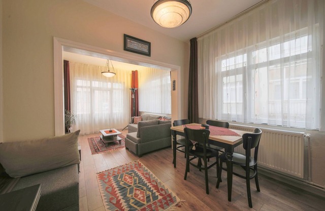 Stylish & Comfy in the City Center