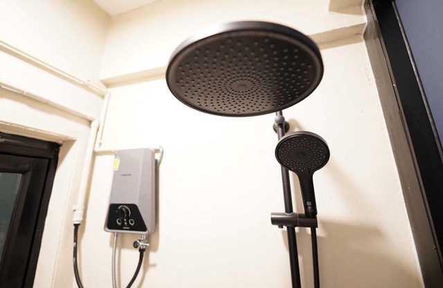 Stylish Double Getaway | Unwind in Huaikwang