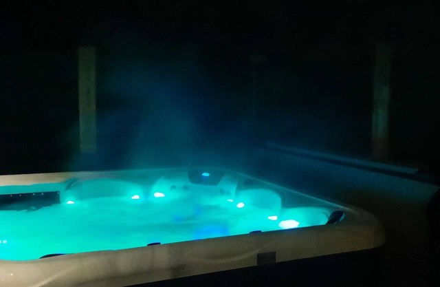 Stylish Farmhouse with Spa Tub