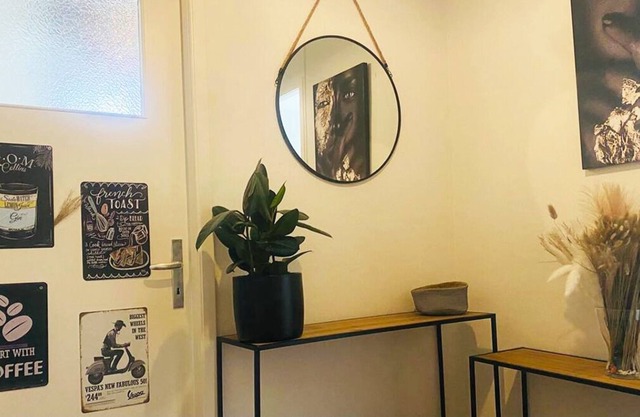 Stylish Lausanne Flat@ Downtown