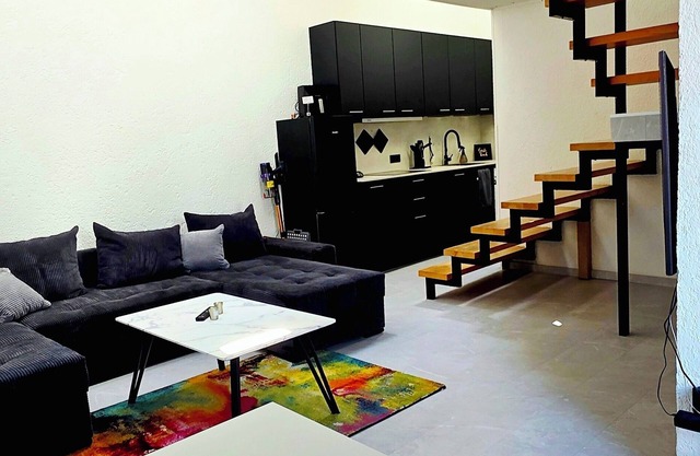 Stylish loft apartment with workspace - quiet location in the Rhine-Main area