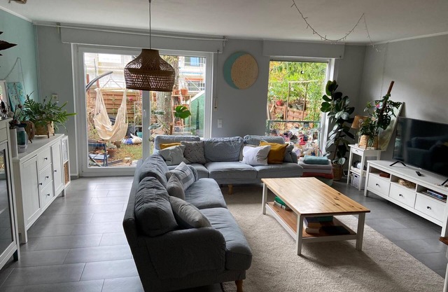 Stylish maisonette apartment with home factor and forest access