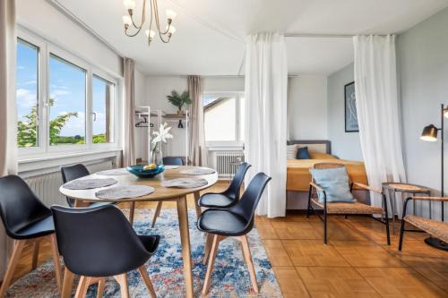 Stylish Oasis with Panoramic view