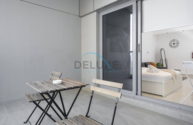 Stylish Studio at Elite Business Bay Residences, Business Bay by Deluxe Holiday Homes