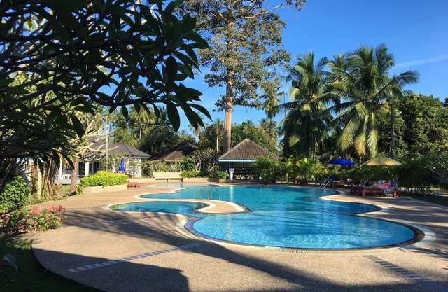 Suan Bankrut Beach Resort