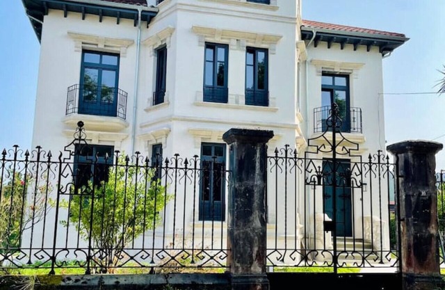 Sueño Indiano, Atico Sur