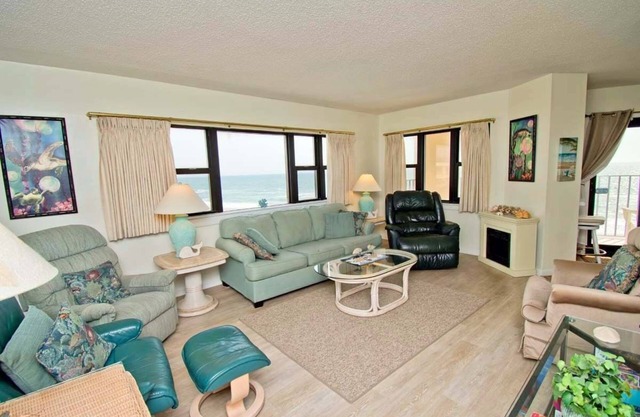 Summer Winds A-505, Oceanfront Condo in Indian Beach, NC!