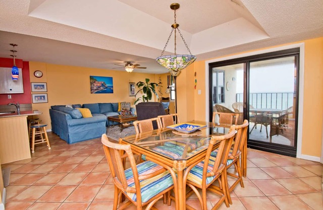 Summer Winds A-513, Oceanfront Condo in Indian Beach, NC!