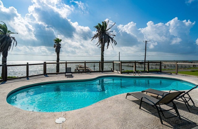 Sun Harbor Cottages
