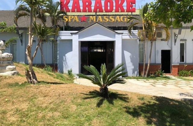 Sun & Sea Resort- Standard Unit 30