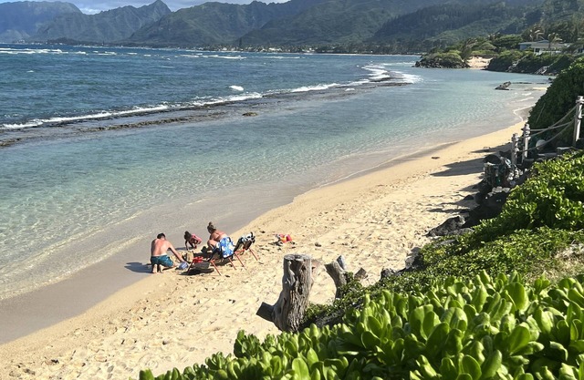 SUN, SWIM, SURF, kid-friendly,beachfront, 30 day contact us, see details