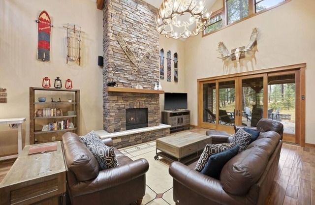 Suncadia 4 Bdrm Home with Private Hot Tub