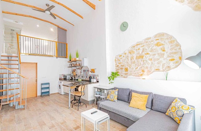 Suncastle Romantic Loft!