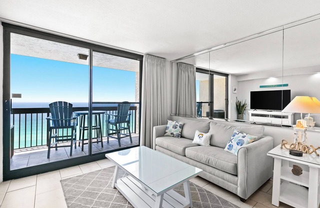 SunDestin 1602 by Scenic Stays