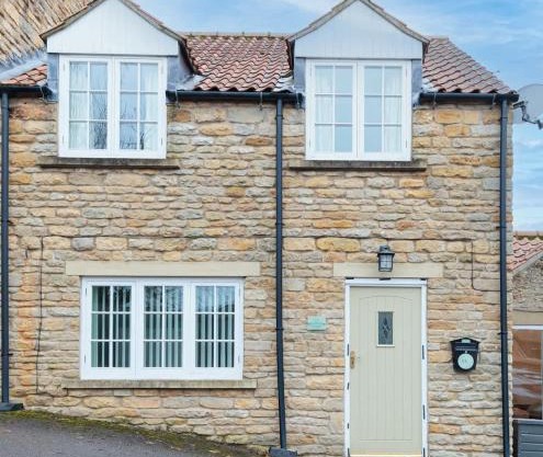 Sunflower Cottage - a charming family cottage