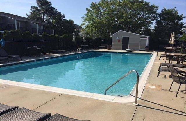 Sunny and Bright townhome with Pool located in the Heart of Rehoboth's wonderful downtown area.