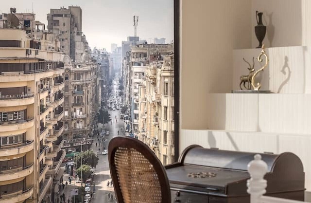 ~Sunny Vintage Haven" Dual Balcony, Panoramic View