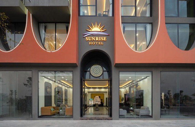 Sunrise Hotel Vân Đồn