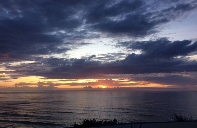 SUNSET HOUSE AND RELAX