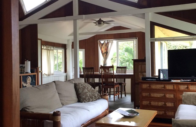 SUNSETYARDS on Sunset Pt Open April 2026 for 30 days or more/3 guests