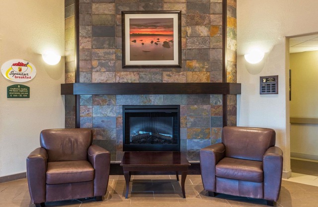 Super 8 by Wyndham Windsor NS