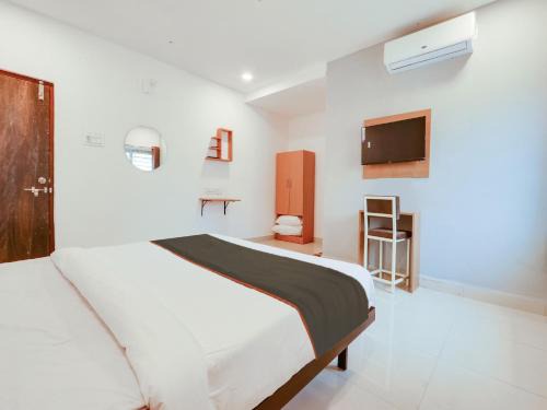 Super Collection O White Ridge Kamineni